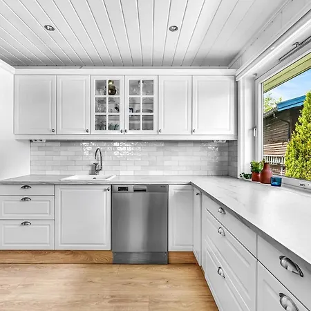Villa House In Rotnes, Nittedal *